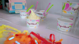 is Yogurtland open on 4th of july