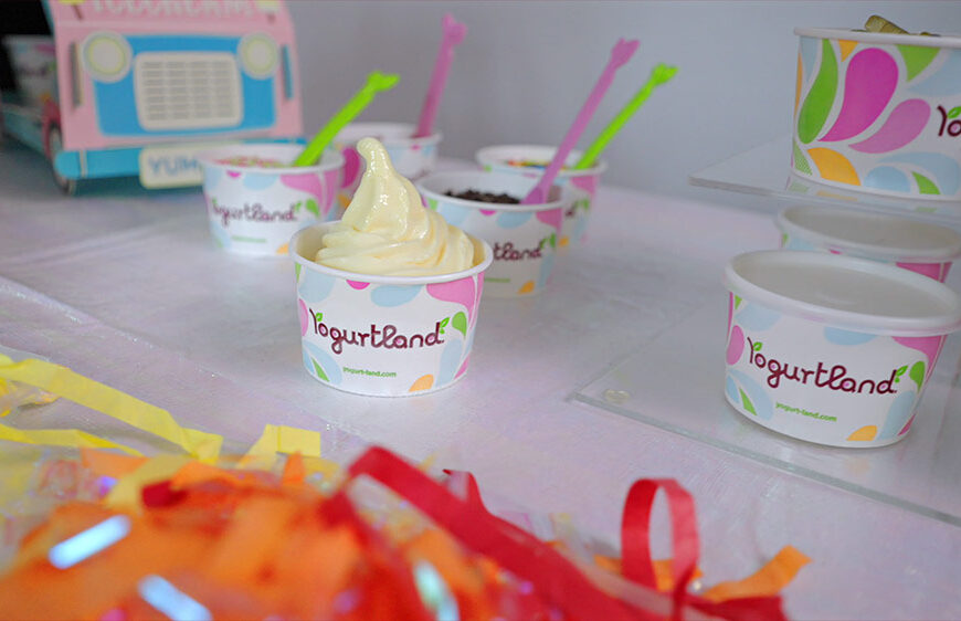 is Yogurtland open on 4th of july