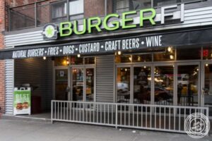 is BurgerFi open on 4th July