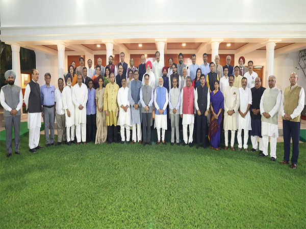 PM Modi meets all-party delegation members (Photo/ANI)
