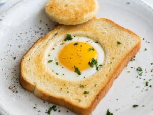 Easy Egg Bull’s Eye Recipe