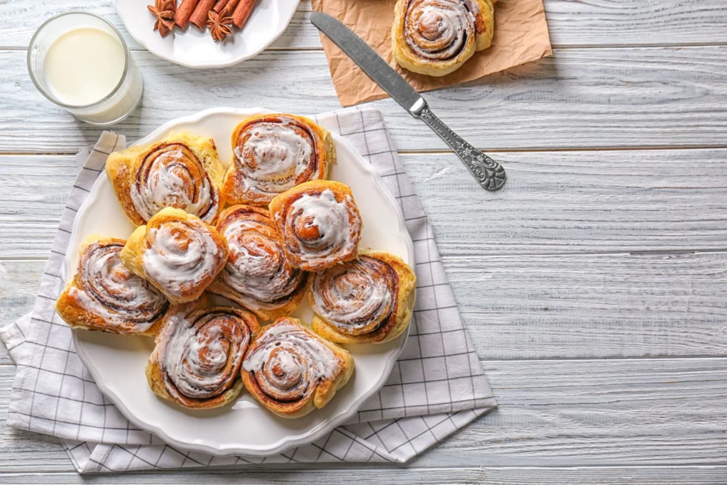 Paula Deen Cinnamon Rolls Recipe