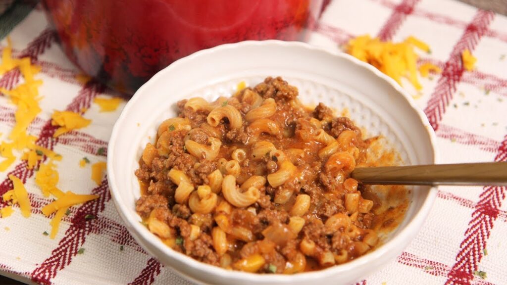 bobby flay goulash recipe