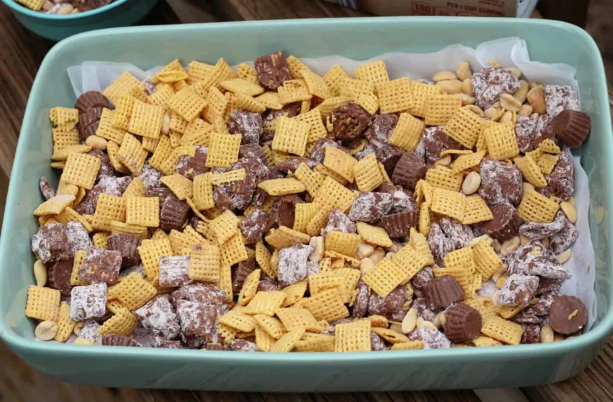 Refreshing Peanut Butter Chex Mix Recipe